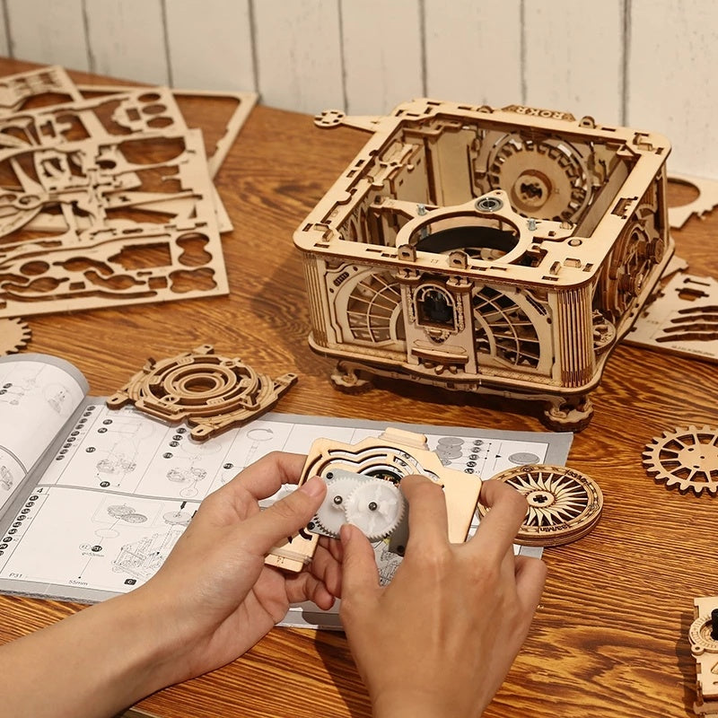 ROKR Vintage Hand-Crank Wooden Gramophone DIY Kit.